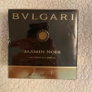 Bvlgari Jasmin Noir Eau de Parfum.